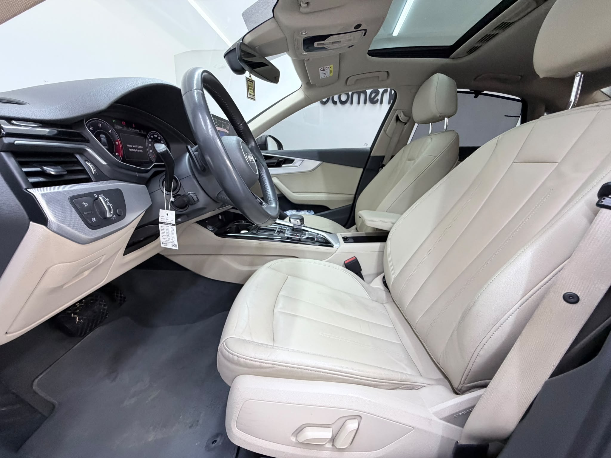 AUDI A4 13